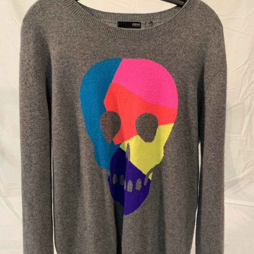 AQUA cashmere sweater with a skull